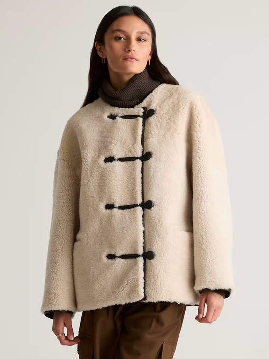Quince Jackets & Blazers - Quince 100% Shearling Duffle Jacket NWT Small